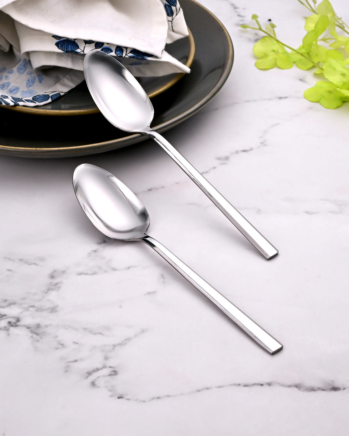 Elegant Stainless Steel Spoons with Sleekline Contemporary Styling