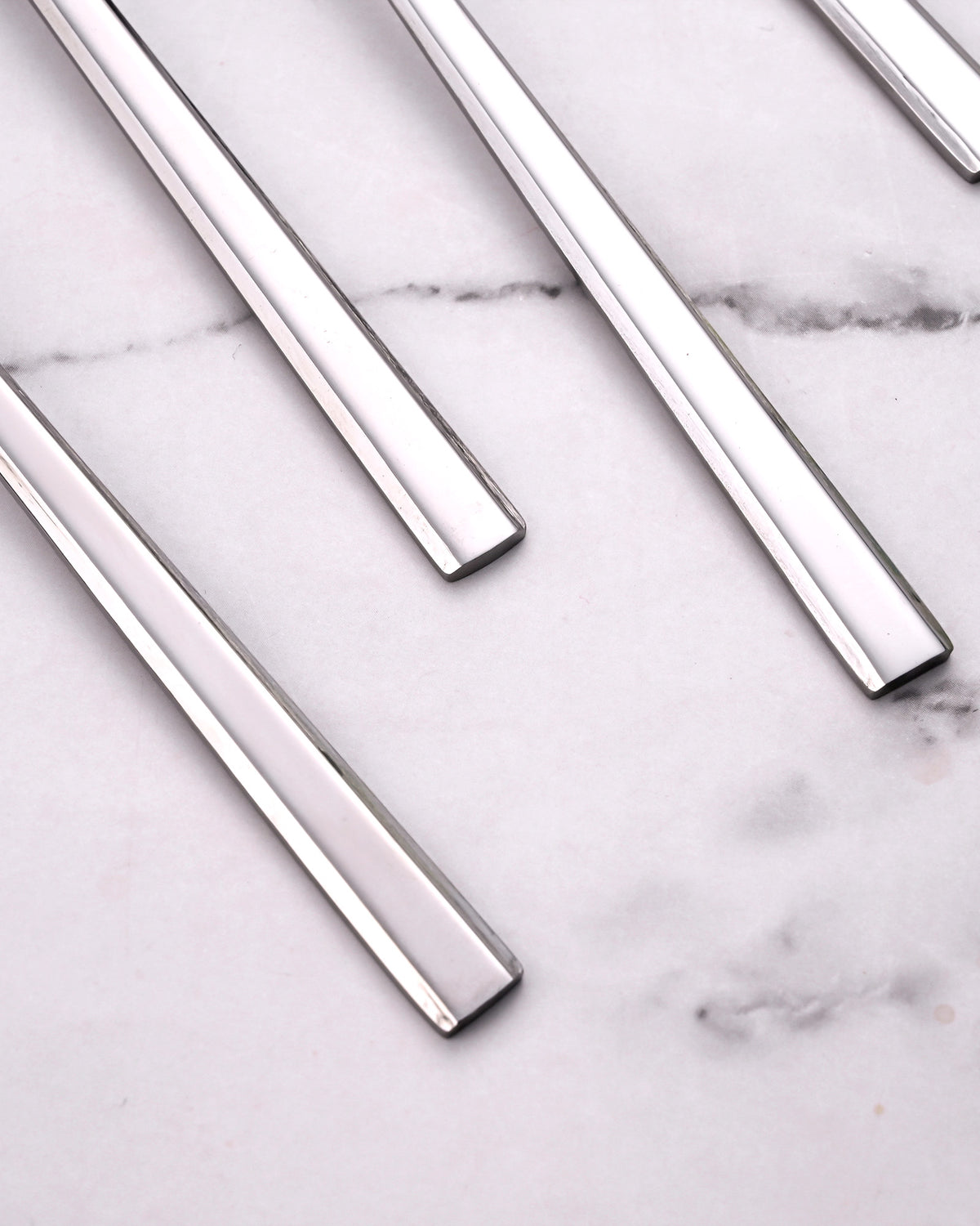 Elegant Stainless Steel Spoons with Sleekline Contemporary Styling