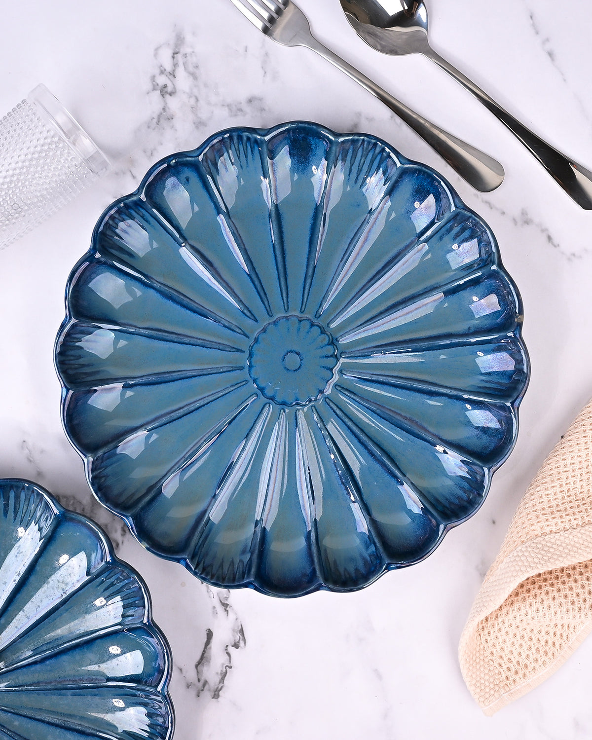 10.5 inch teal blue ceramic flower plates
