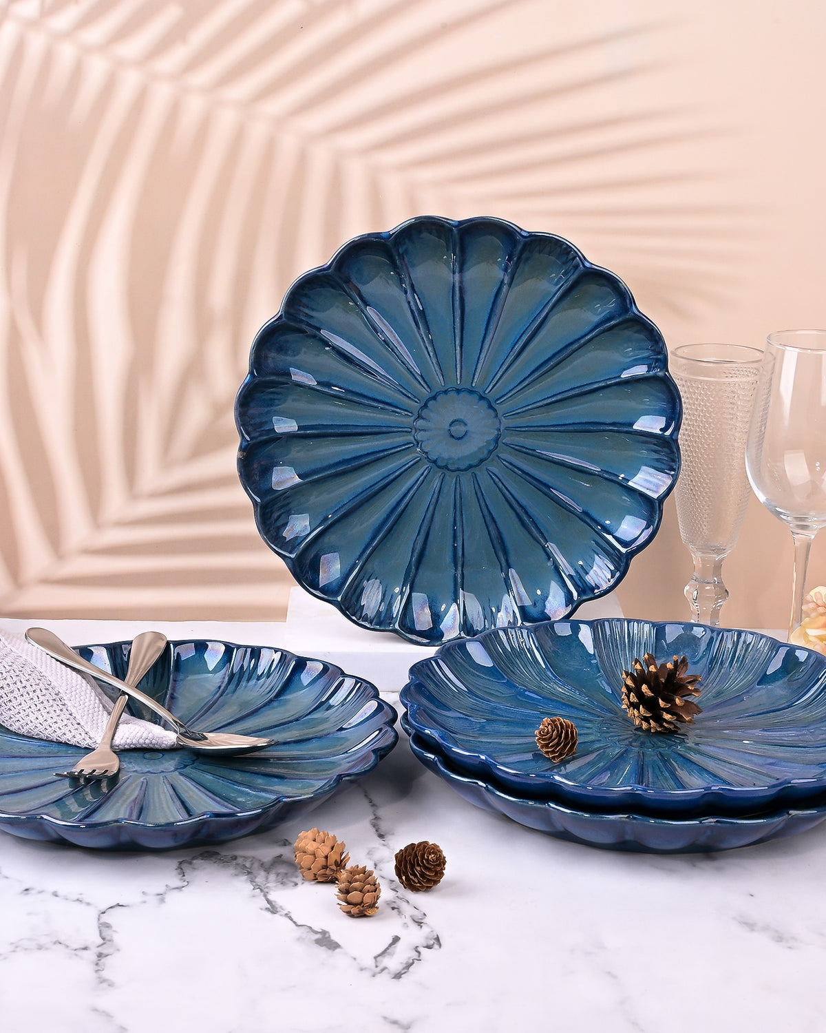 Teal blue flower shaped plates set of 4