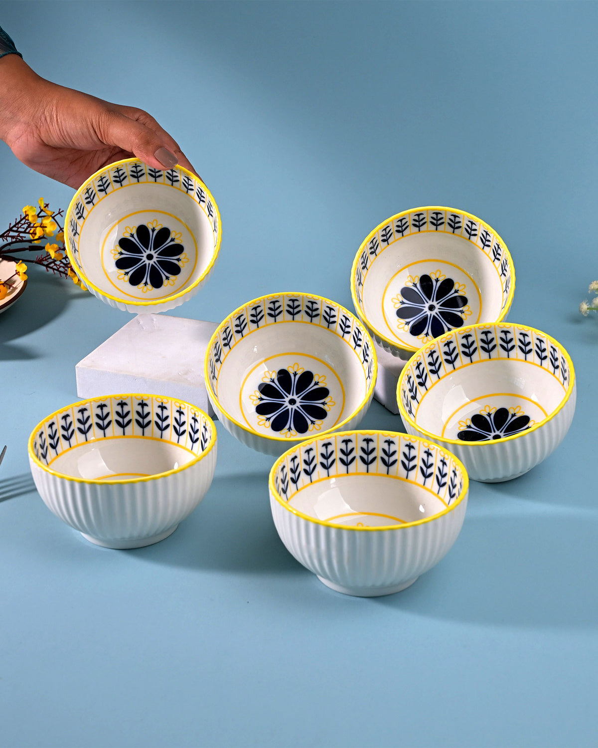 Floral design porcelain bowls set of six