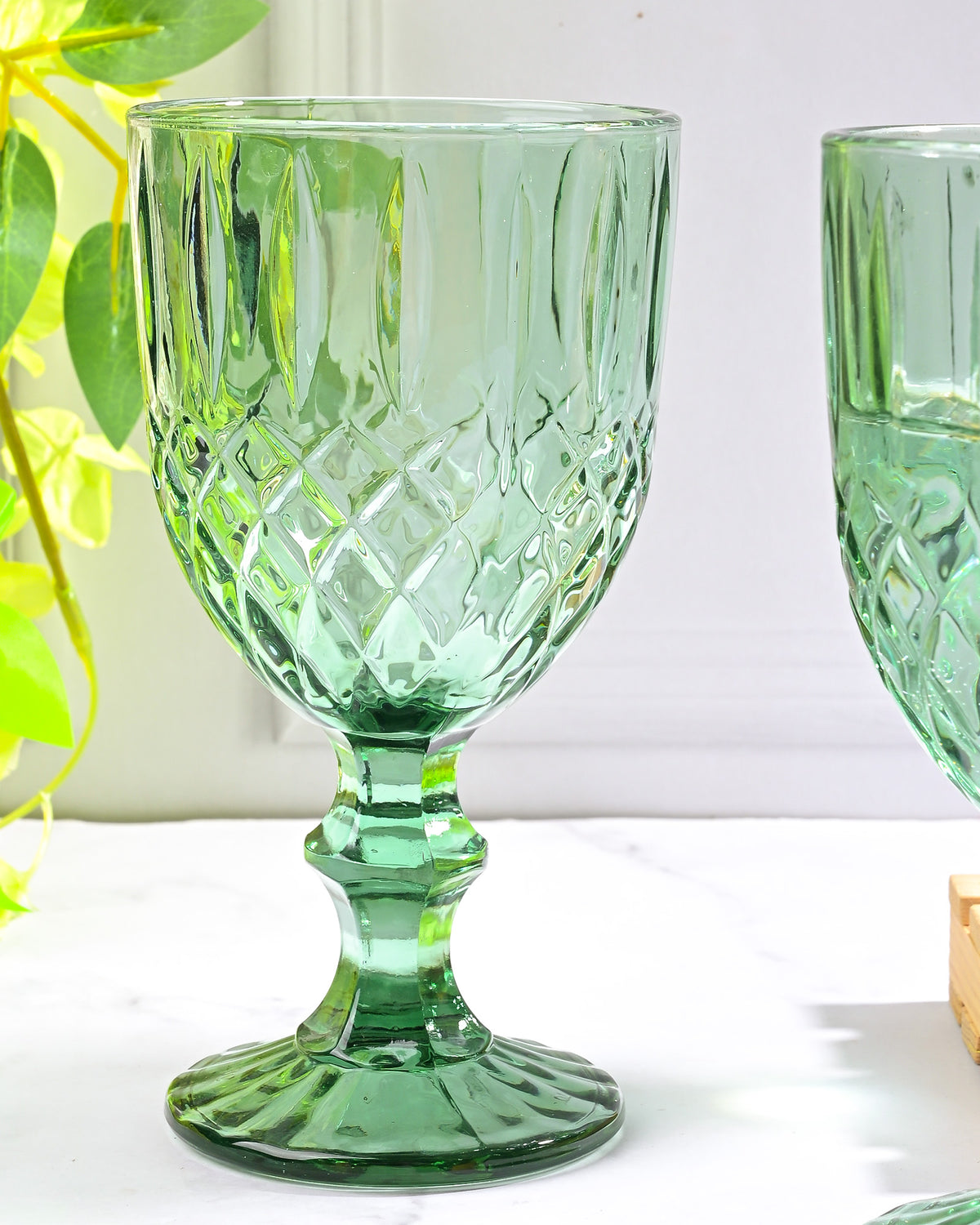 Vintage diamond patterned drinking glasses set of 2