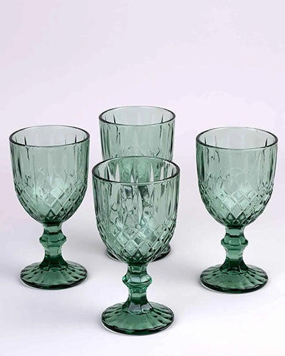 Side view of vintage diamond detailing glass