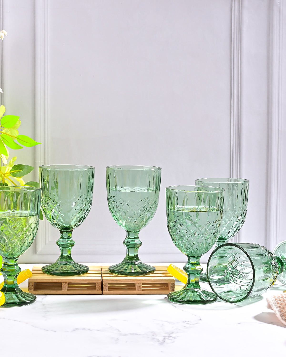 Vintage diamond detailing glass set of 6