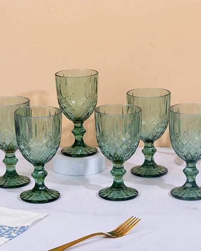Vintage clear glass with intricate diamond detailing