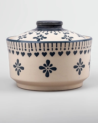 Decorative ceramic bowl set with lids