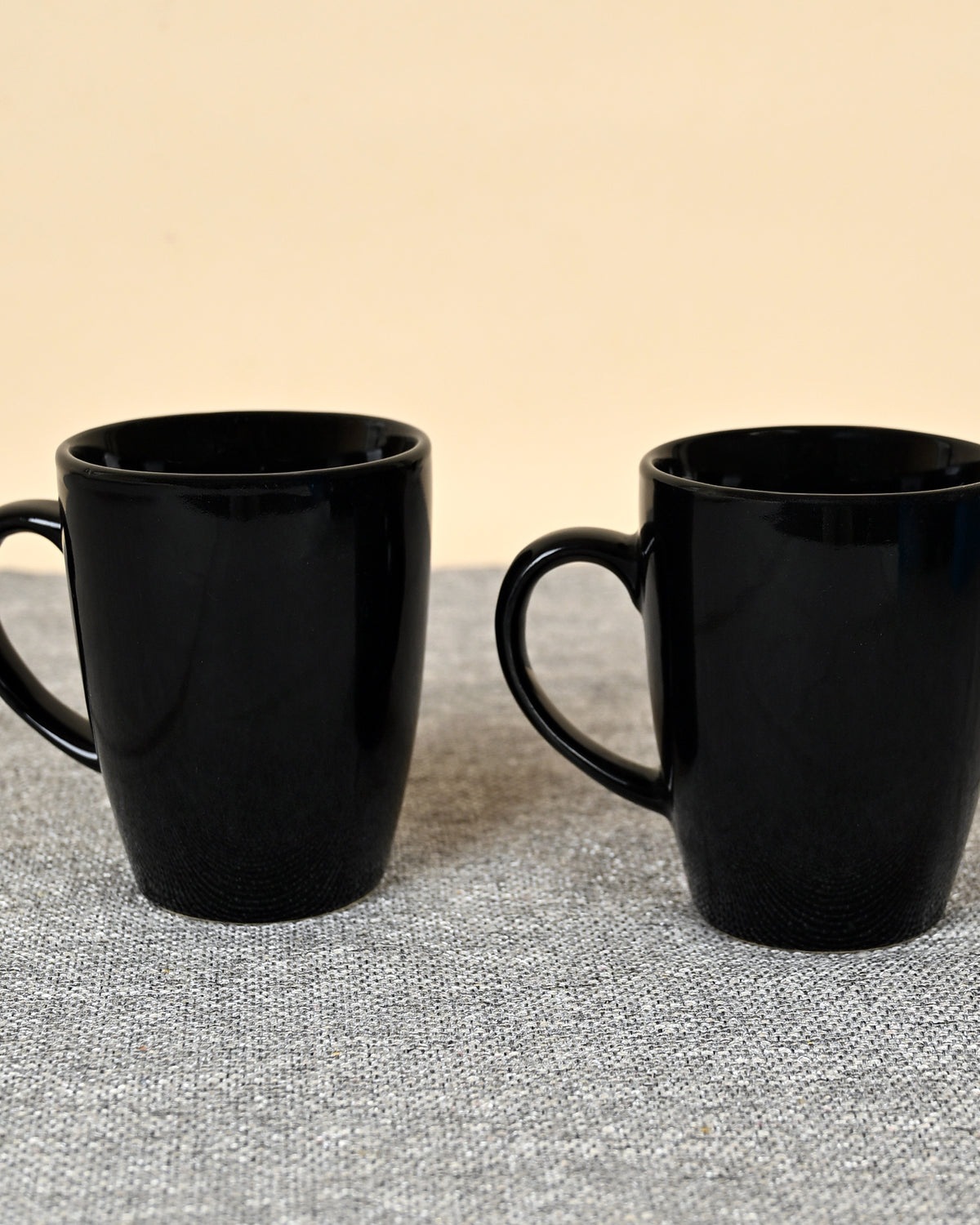 Luxe Black Glossy Ceramic Coffee Mug Side View – Kairaus