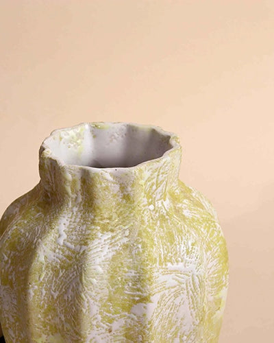 Cream Scalloped Textured Vase