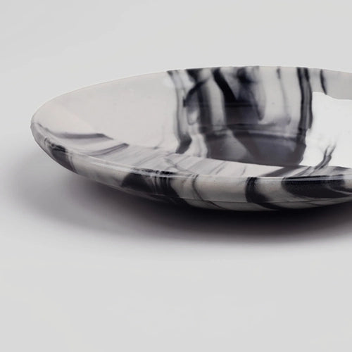 Opulent Marble-Inspired Cup and Saucer (Set of 4)