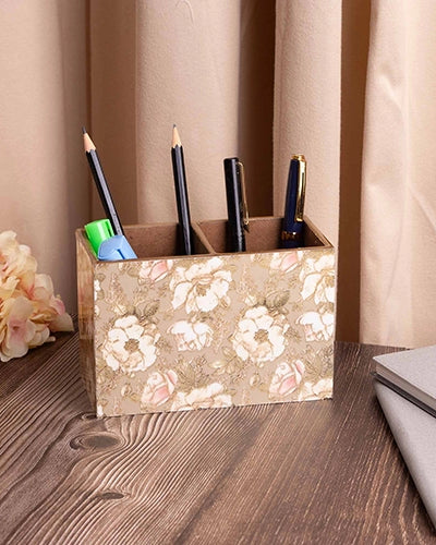 Floral-Themed Pen Organizer
