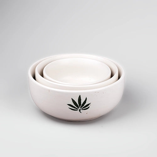 White Leaf Print Bowl (Set of 3)