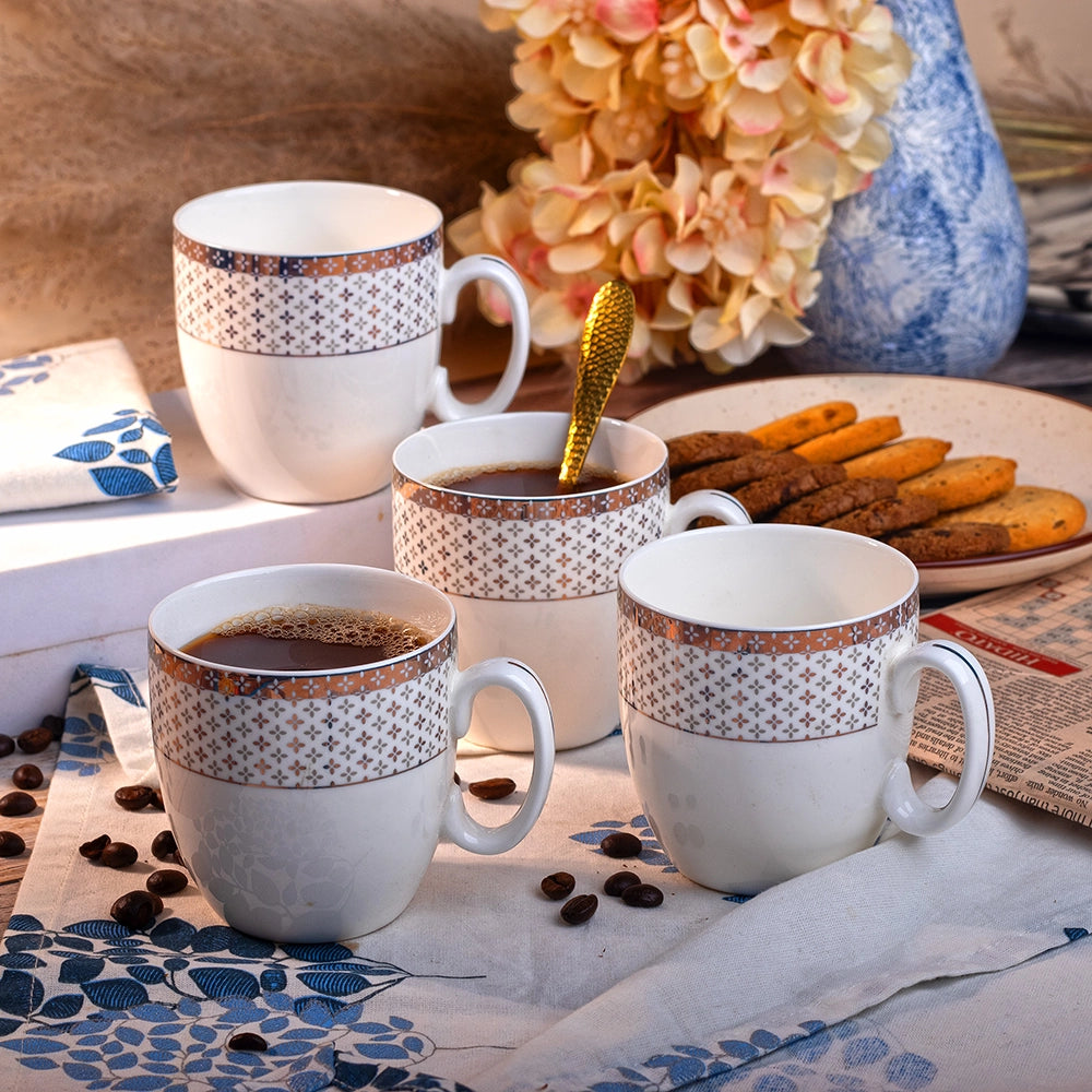 Opulent White Tea Cup (Set of 4)