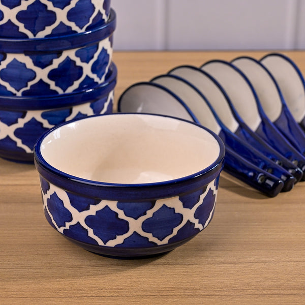 Blue Porcelain Soup Bowl Set with Spoon (Set of 4)