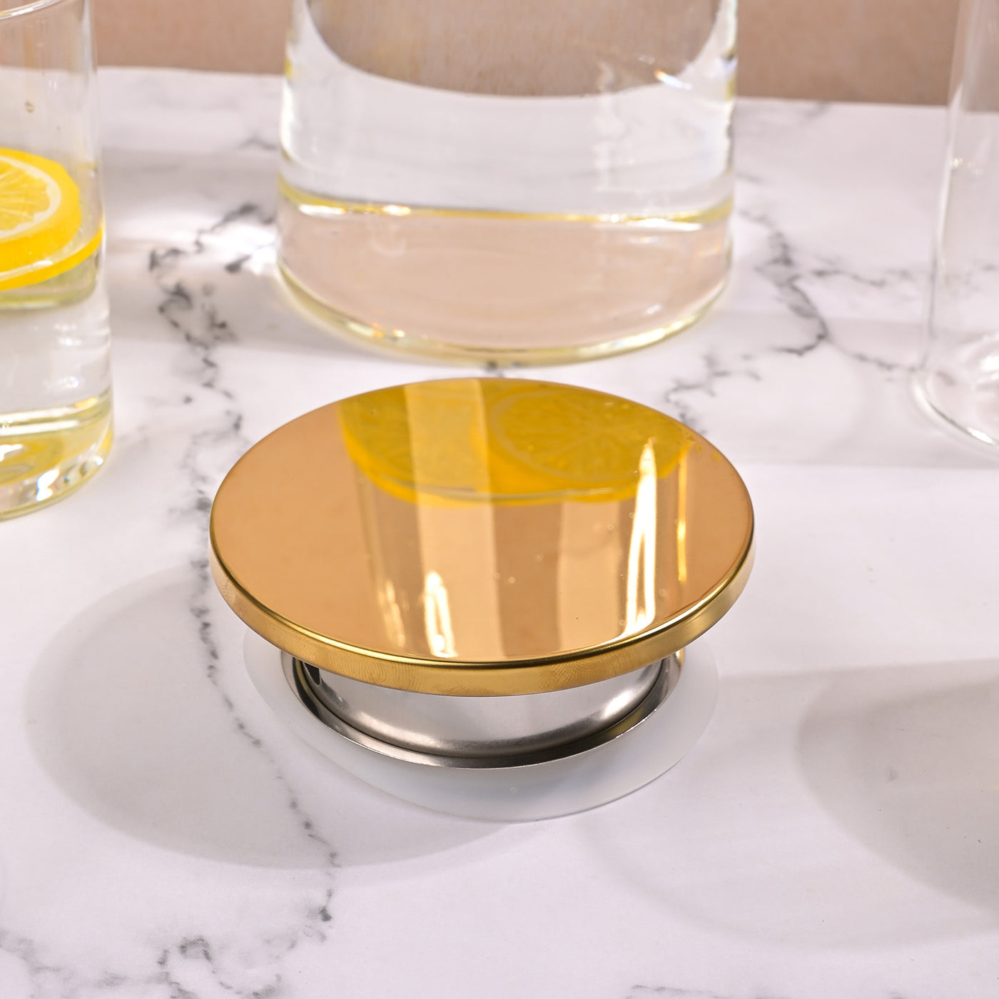 Elegant Glass Pitcher and Mug Set