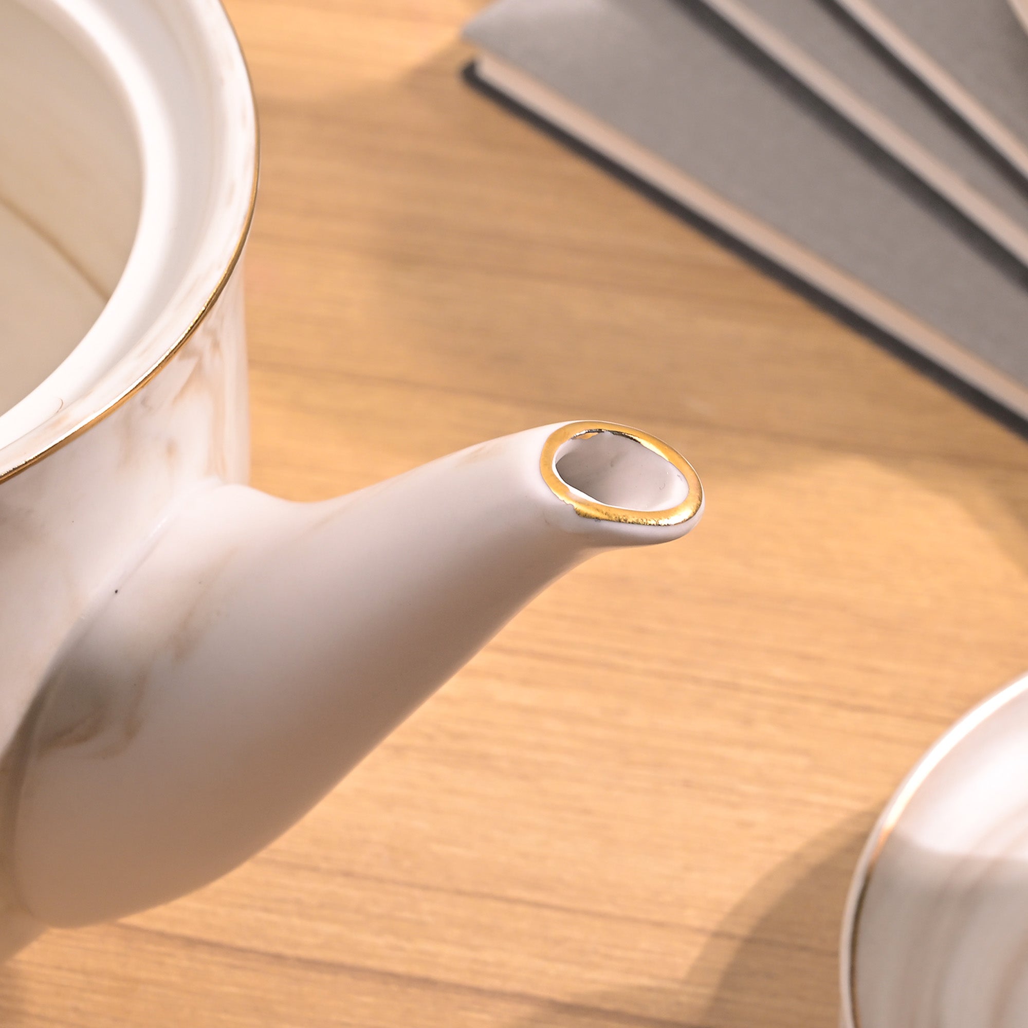Greige Tea Kettle Set Styled View – Kairaus