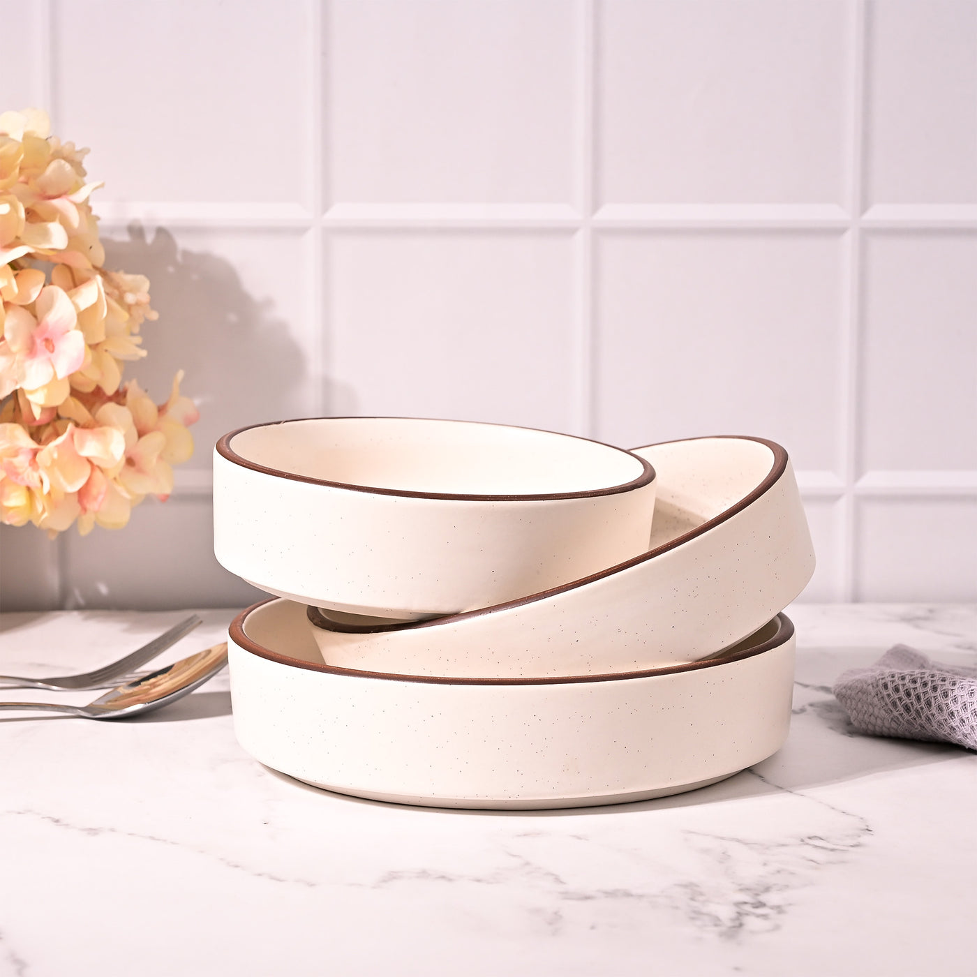 Ivory Minimalist Bowl (Set of 3)