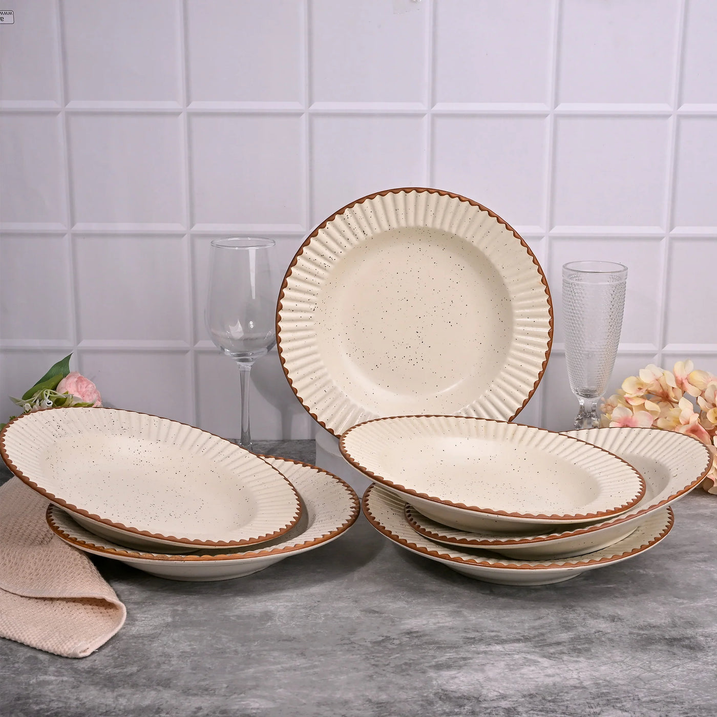 Stylish Off-white & Brown Ceramic Snack Plate Set (9.5 inch)