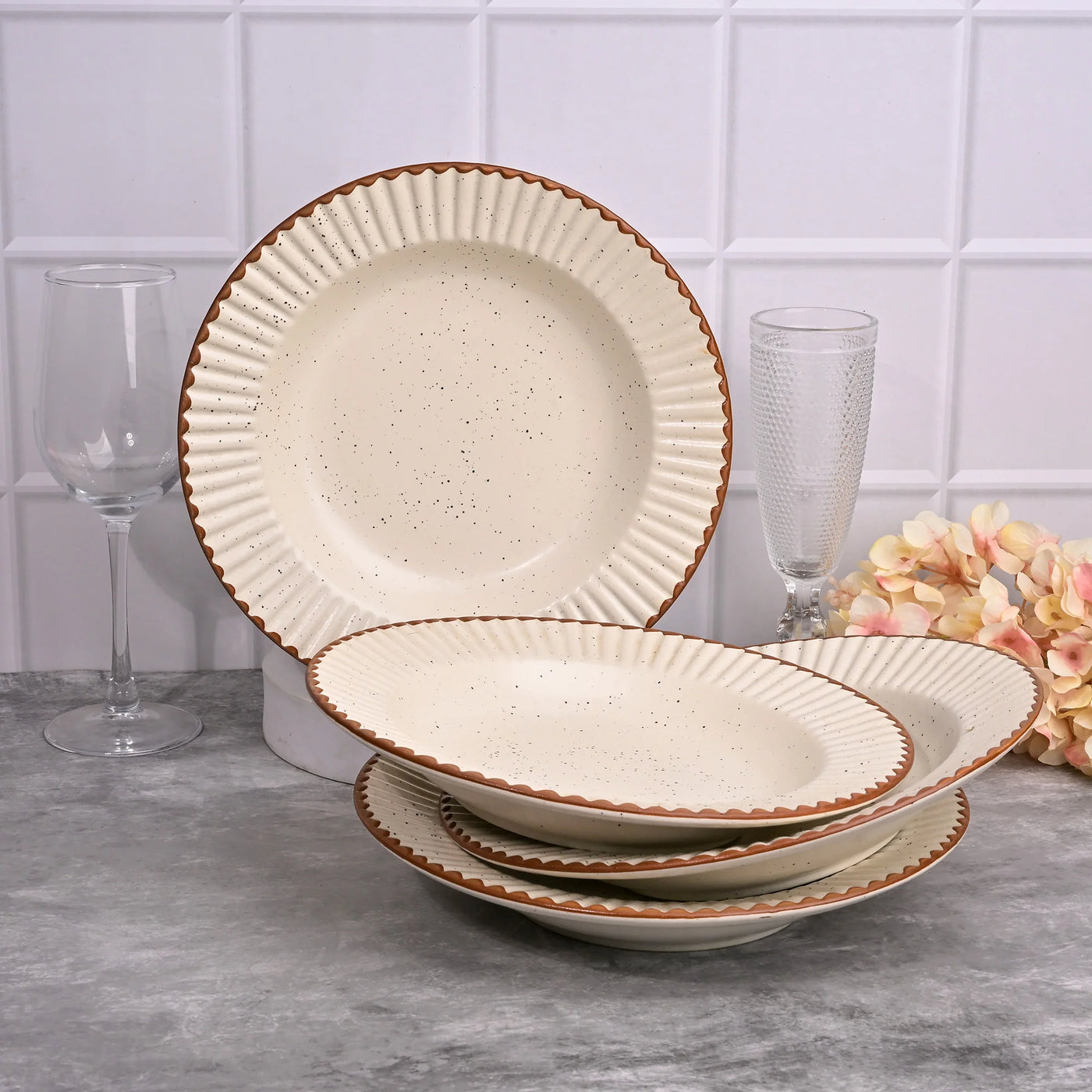 Stylish Off-white & Brown Ceramic Snack Plate Set (9.5 inch)