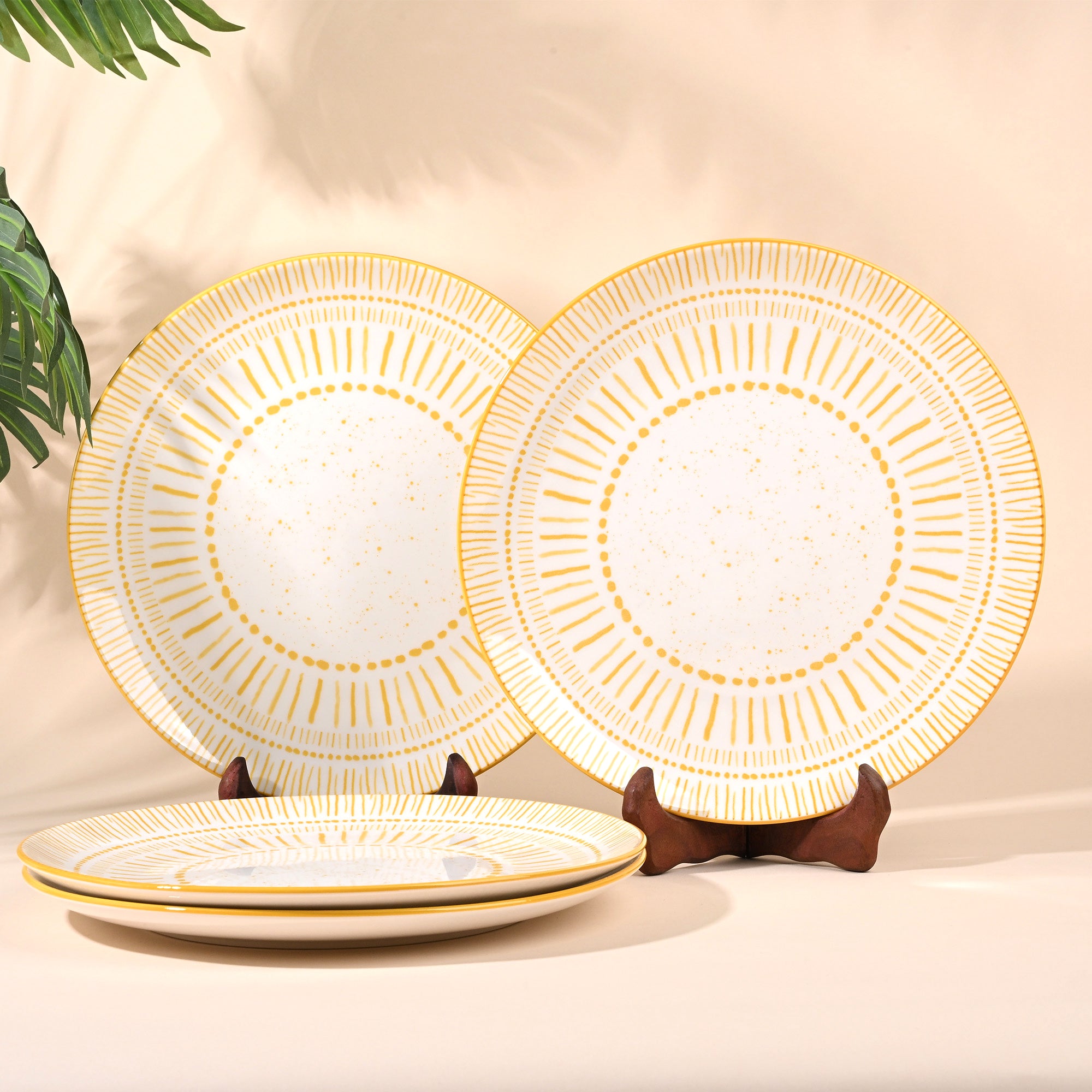 Amoret porcelain dinner plates set of 4 