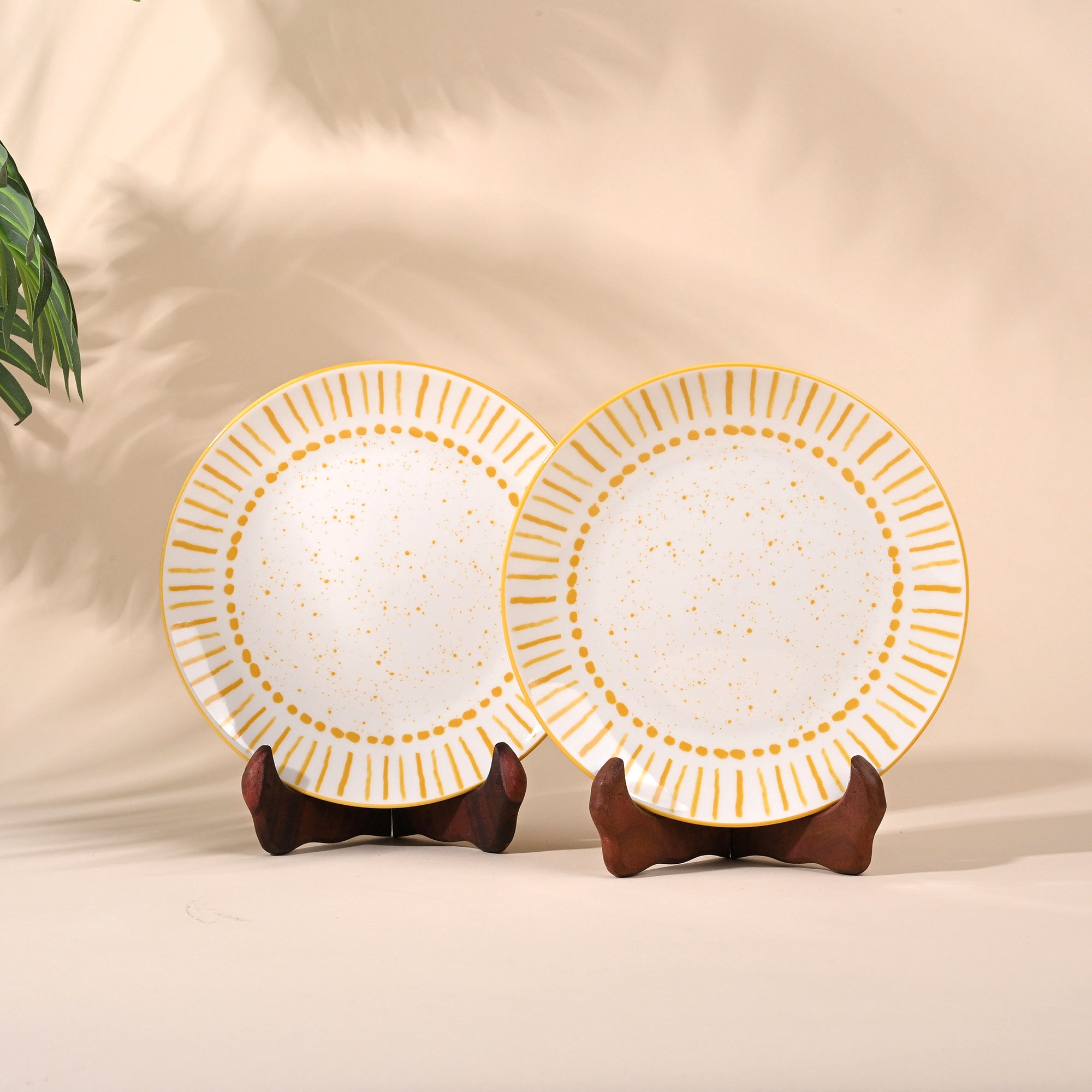 Amoret porcelain quarter plates set of 2