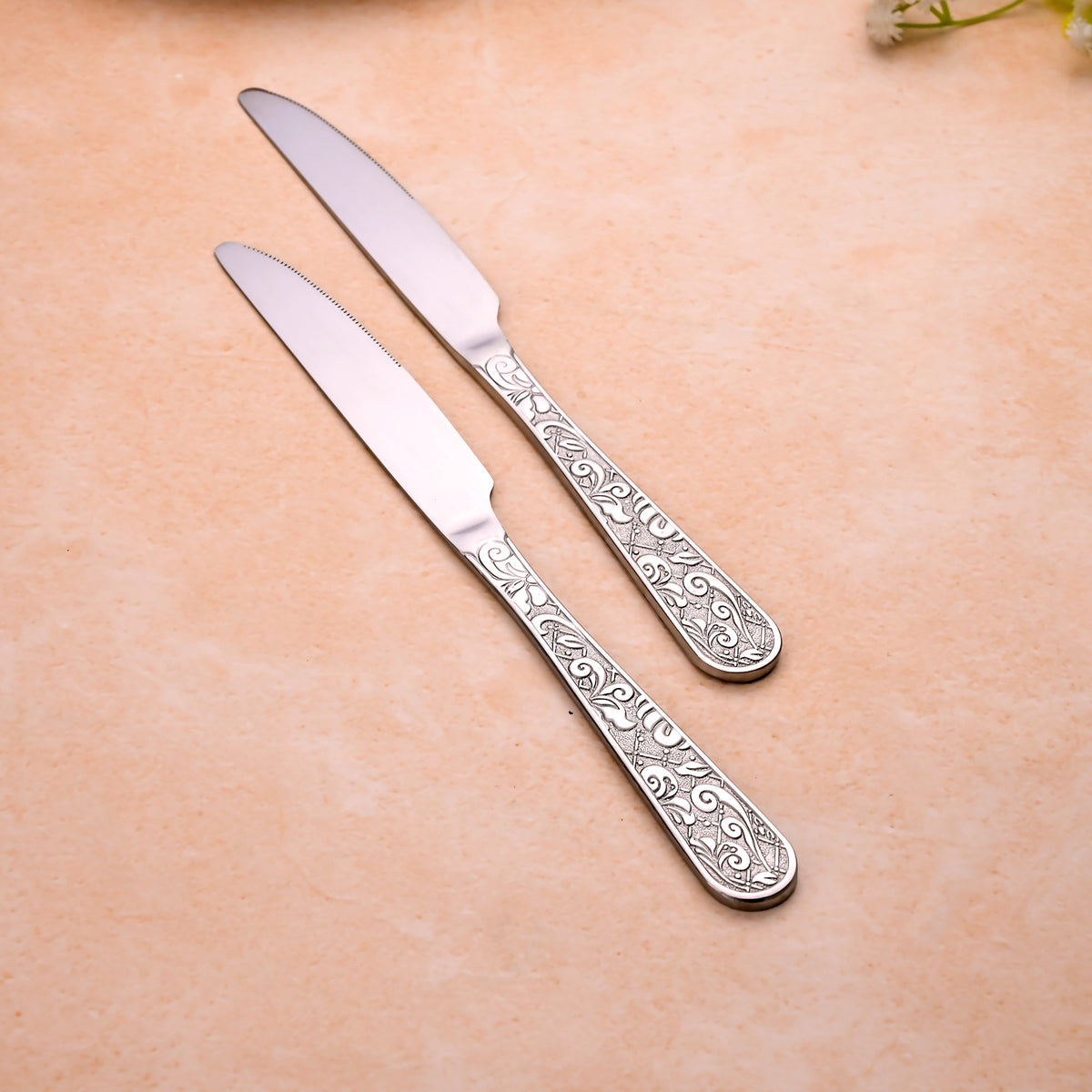 Artisan Edge Stainless Steel Knives – Set of Two with Sleek Design

