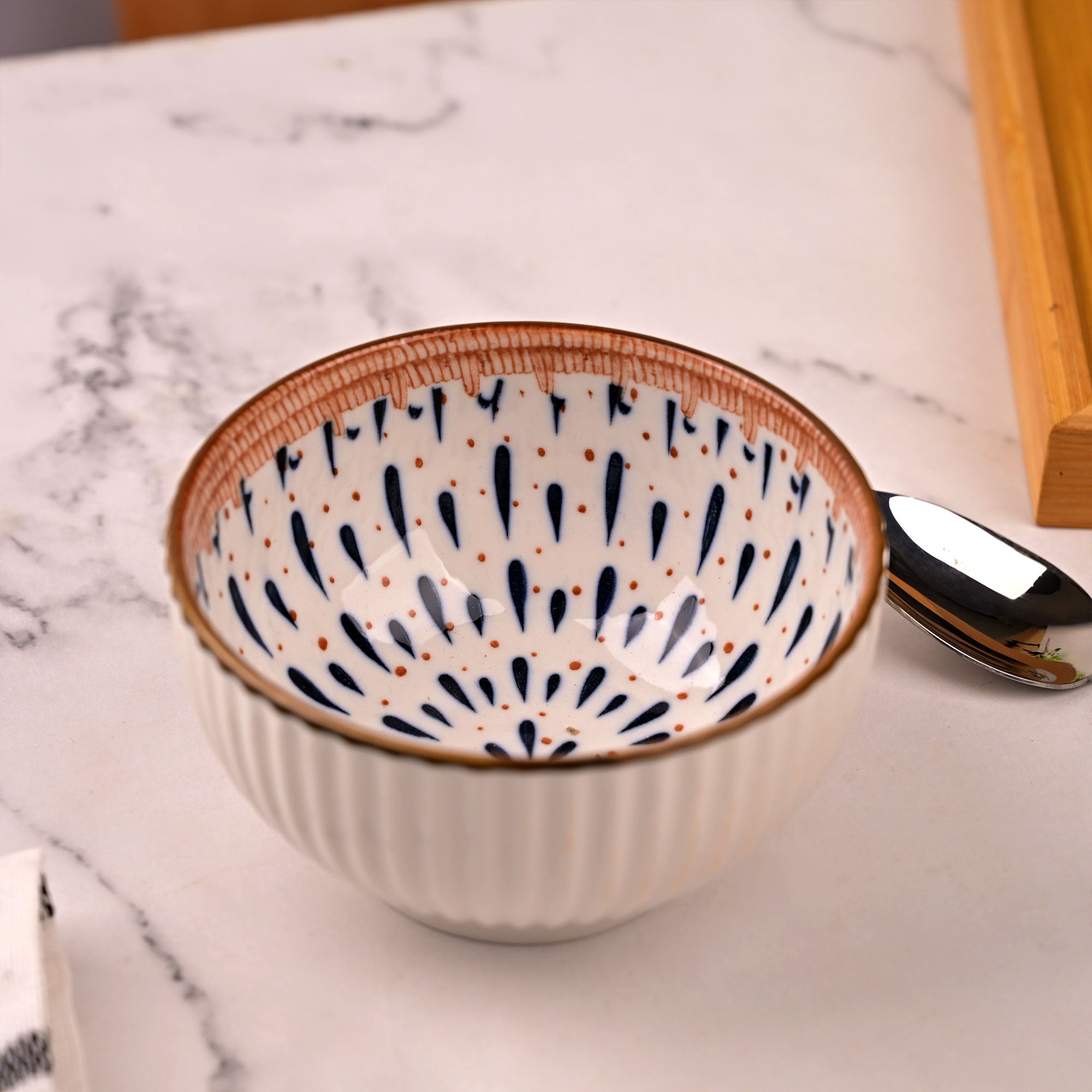 Decorative autumn bowl set for tableware

