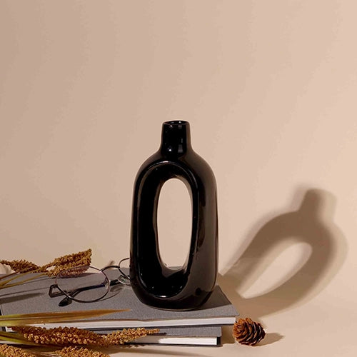 Minimalist black decorative vase for living room decor

