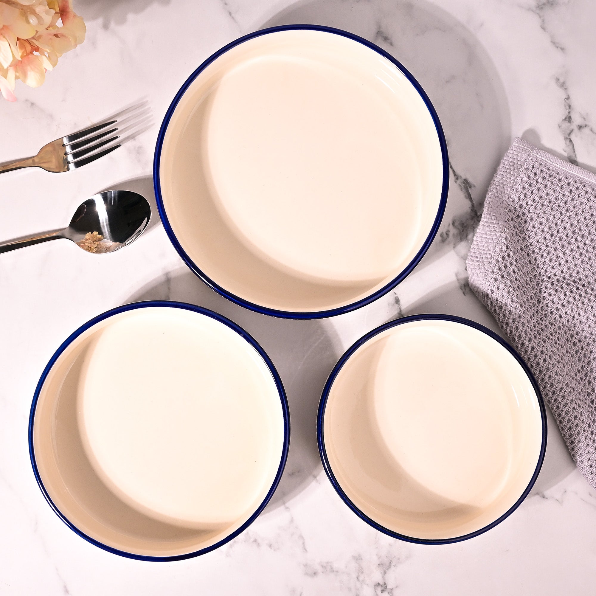 Handcrafted blue and white serving bowls set of 3

