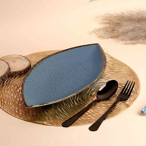 Blue leaf lace ceramic platter

