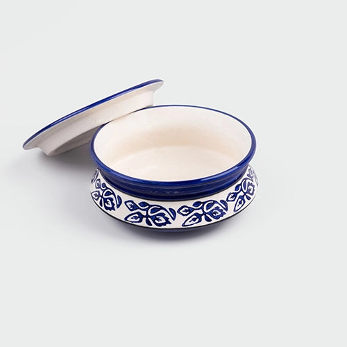 Elegant blue leaf print casserole dish

