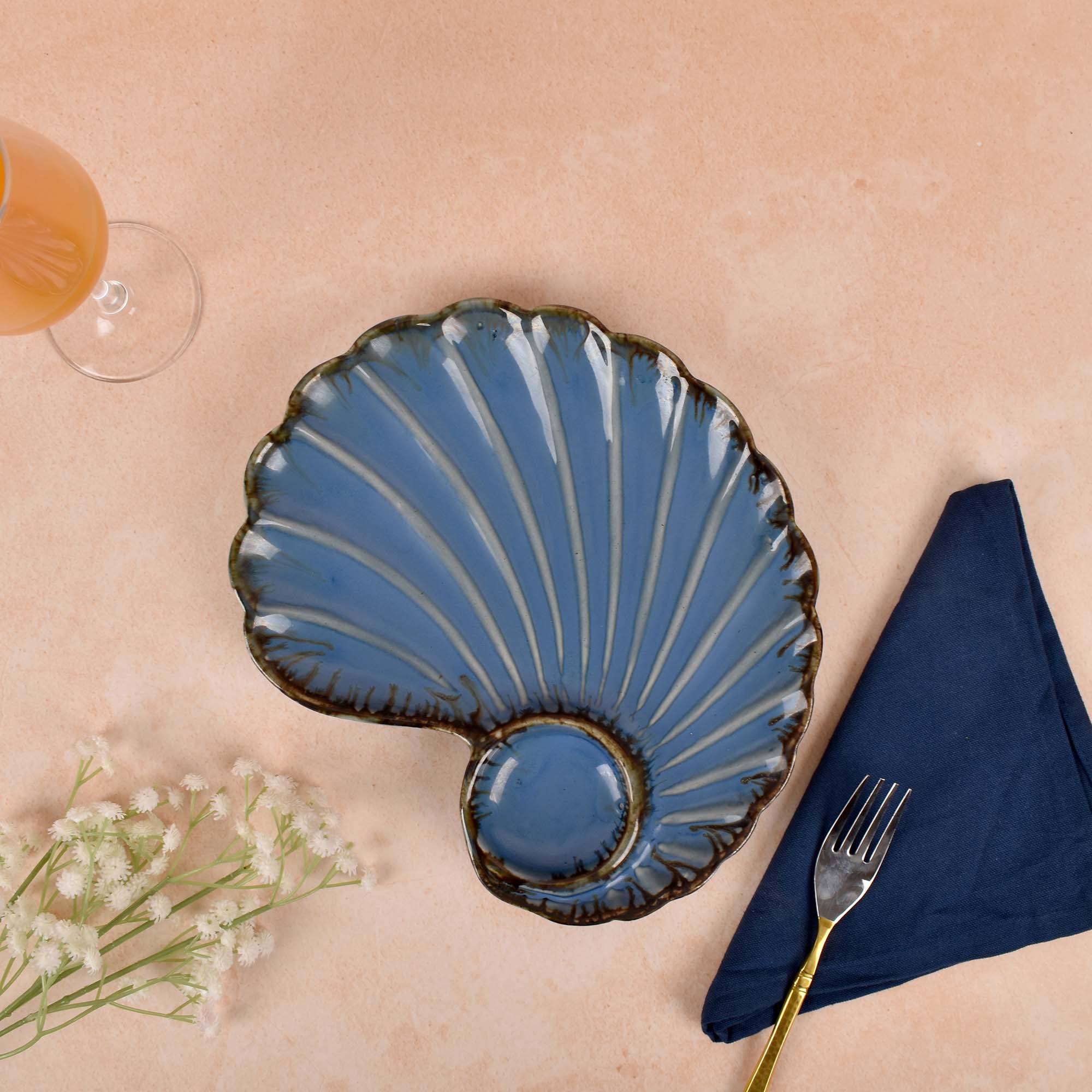 Elegant blue shell serving platter

