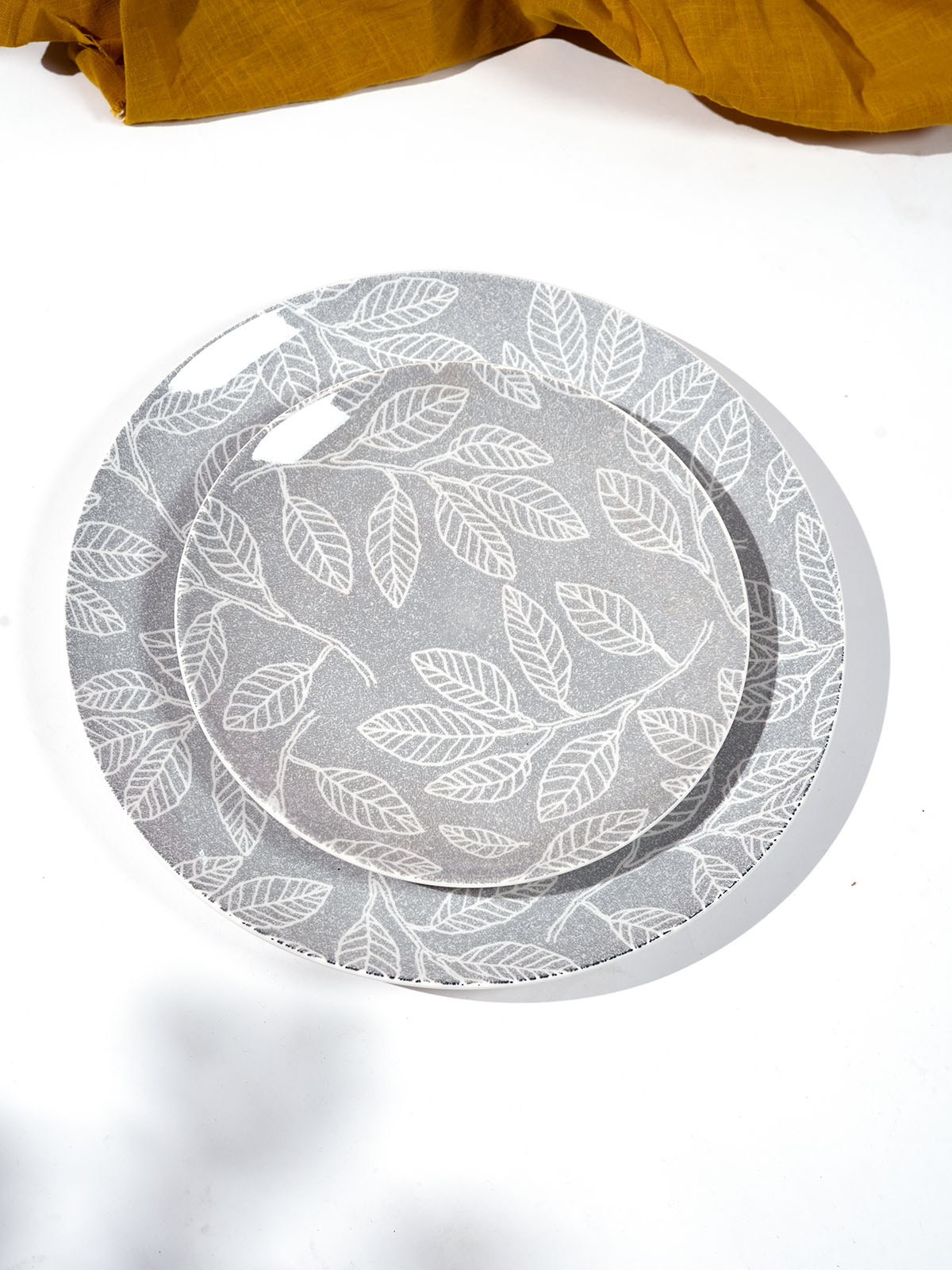 Boheme Porcelain Dinner and Quarter Plate Set

