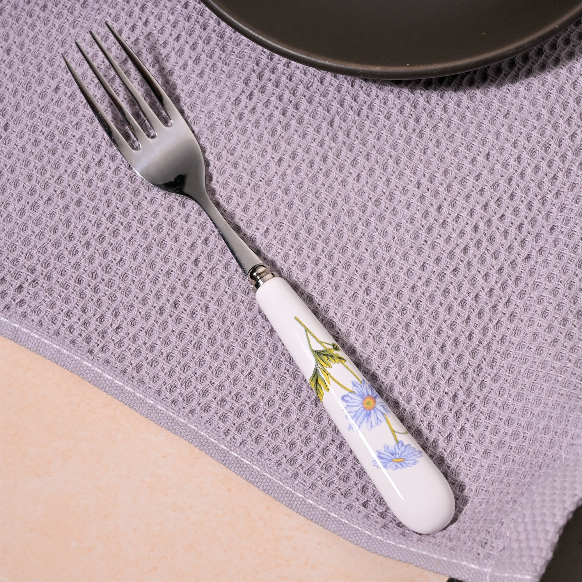 Daisy pattern ceramic fork set

