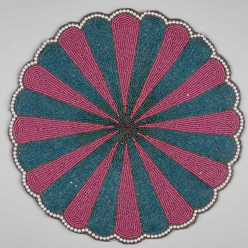 Round striped placemat for dining table decor
