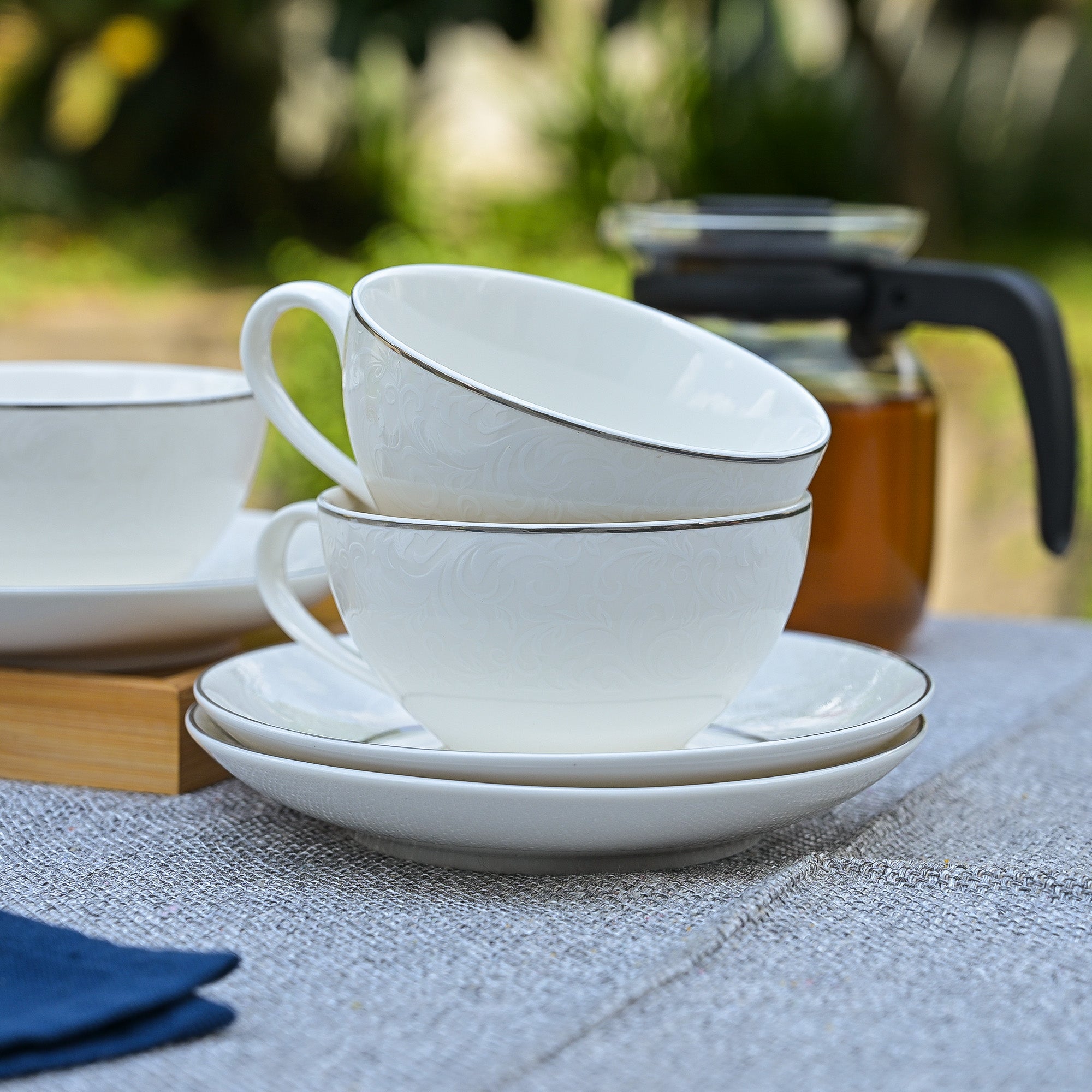 Clara elegant tea cup set

