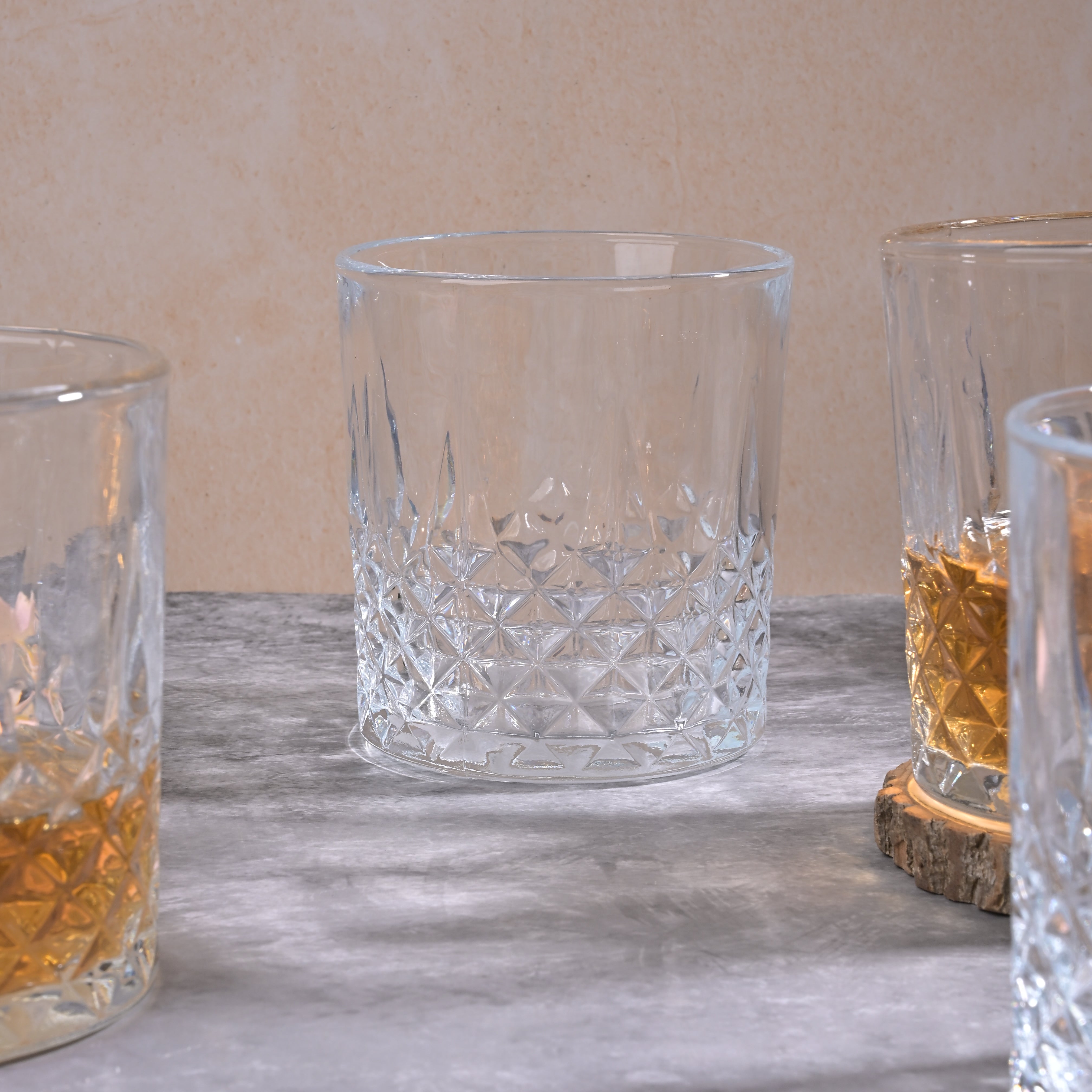 Classic whiskey tumbler set with sturdy glass construction

