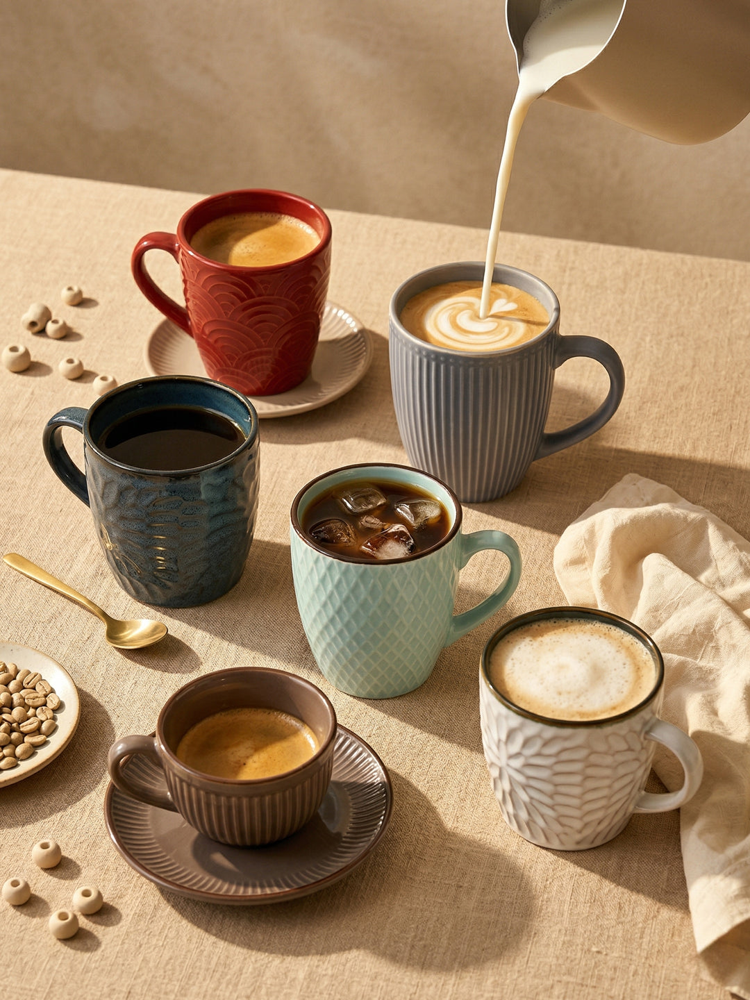 CUPS & MUGS
