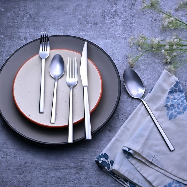 Luxe Sleek Feast Flatware Set