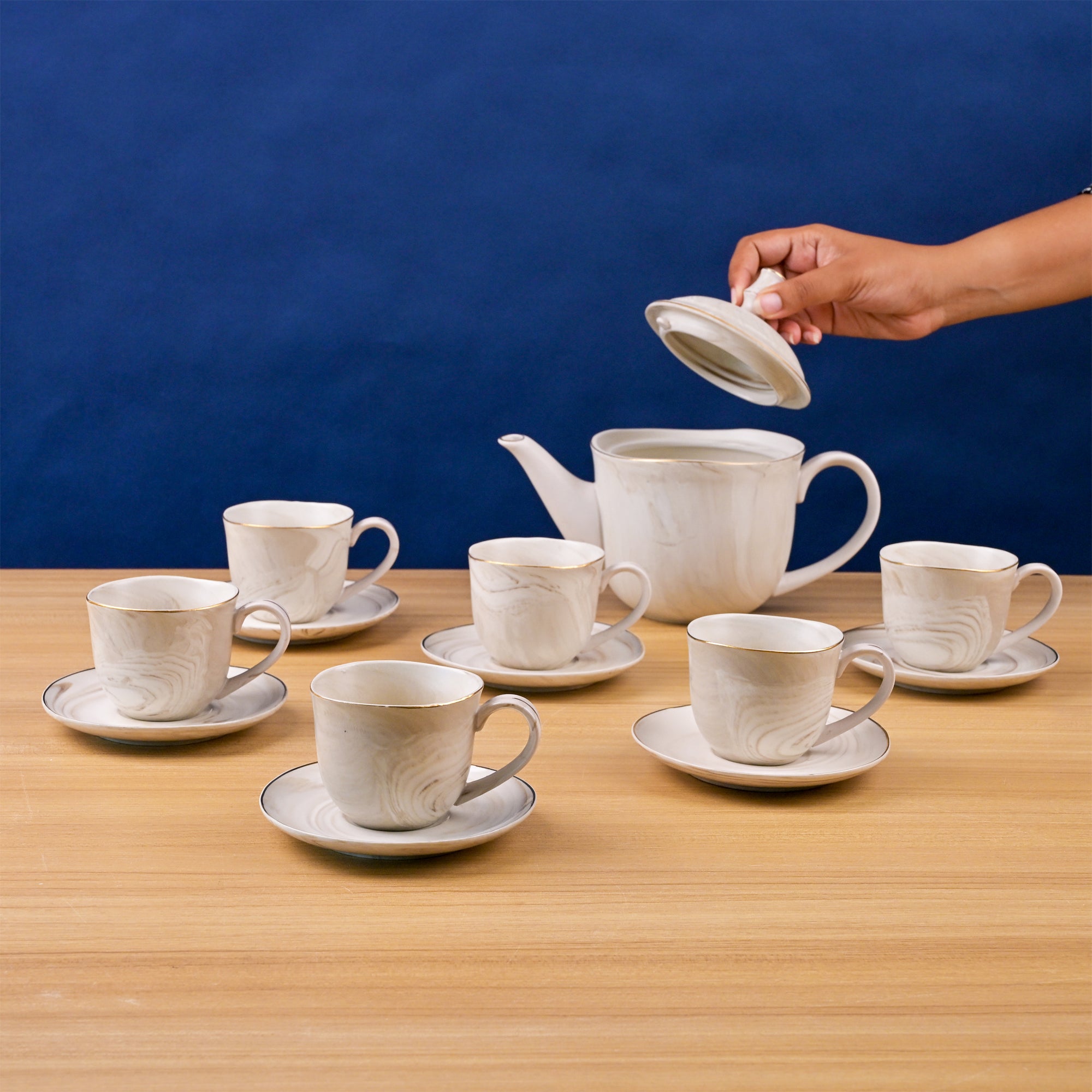 Greige Tea Kettle Set Close Up – Kairaus