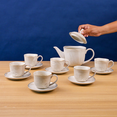 Greige Tea Kettle Set Close Up – Kairaus