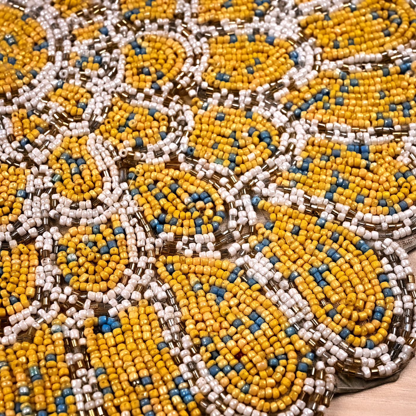 Royal Yellow And White Table Mat