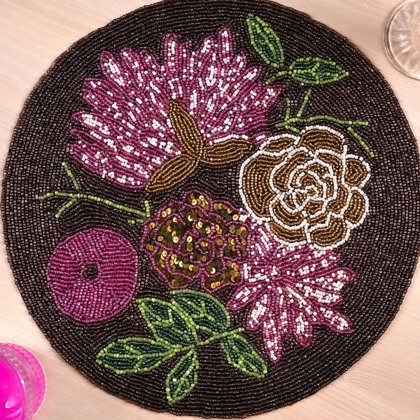Elegant Handcrafted Floral Table Mat
