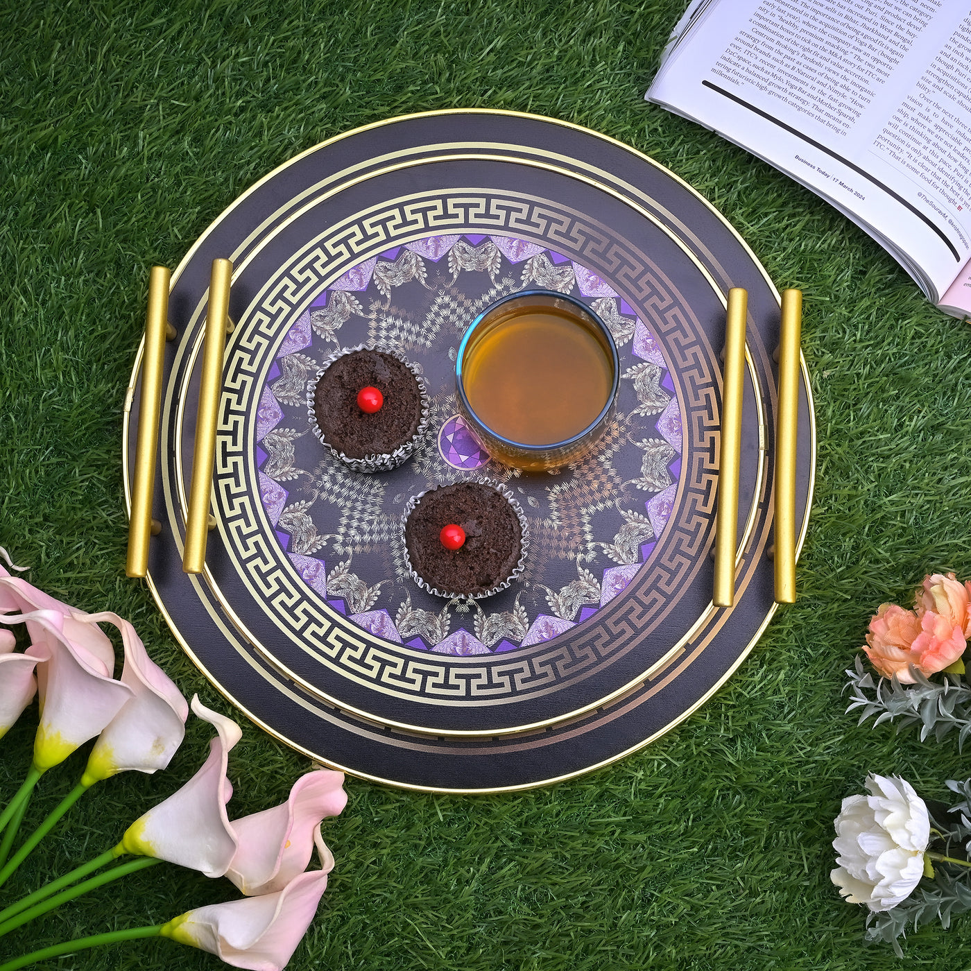 European Luxury Mandala Print Round Tray (Set of 2)