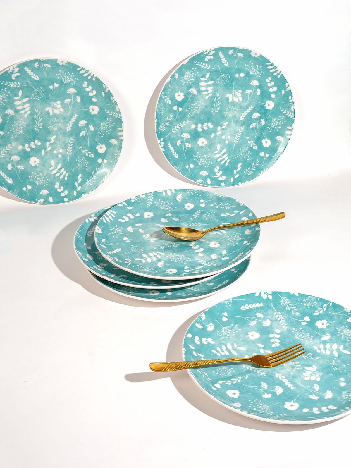 Darla porcelain dinner plates set of 6 in 10.8-inch size

