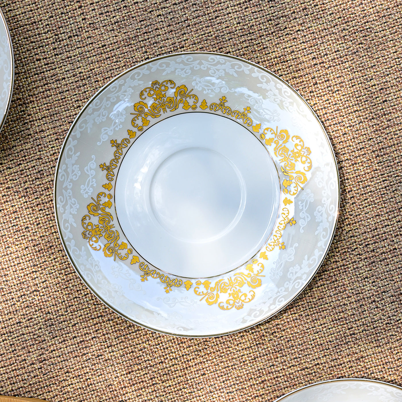 Dinara: Vintage New Fine Bone China Cup Set (Set of 6)