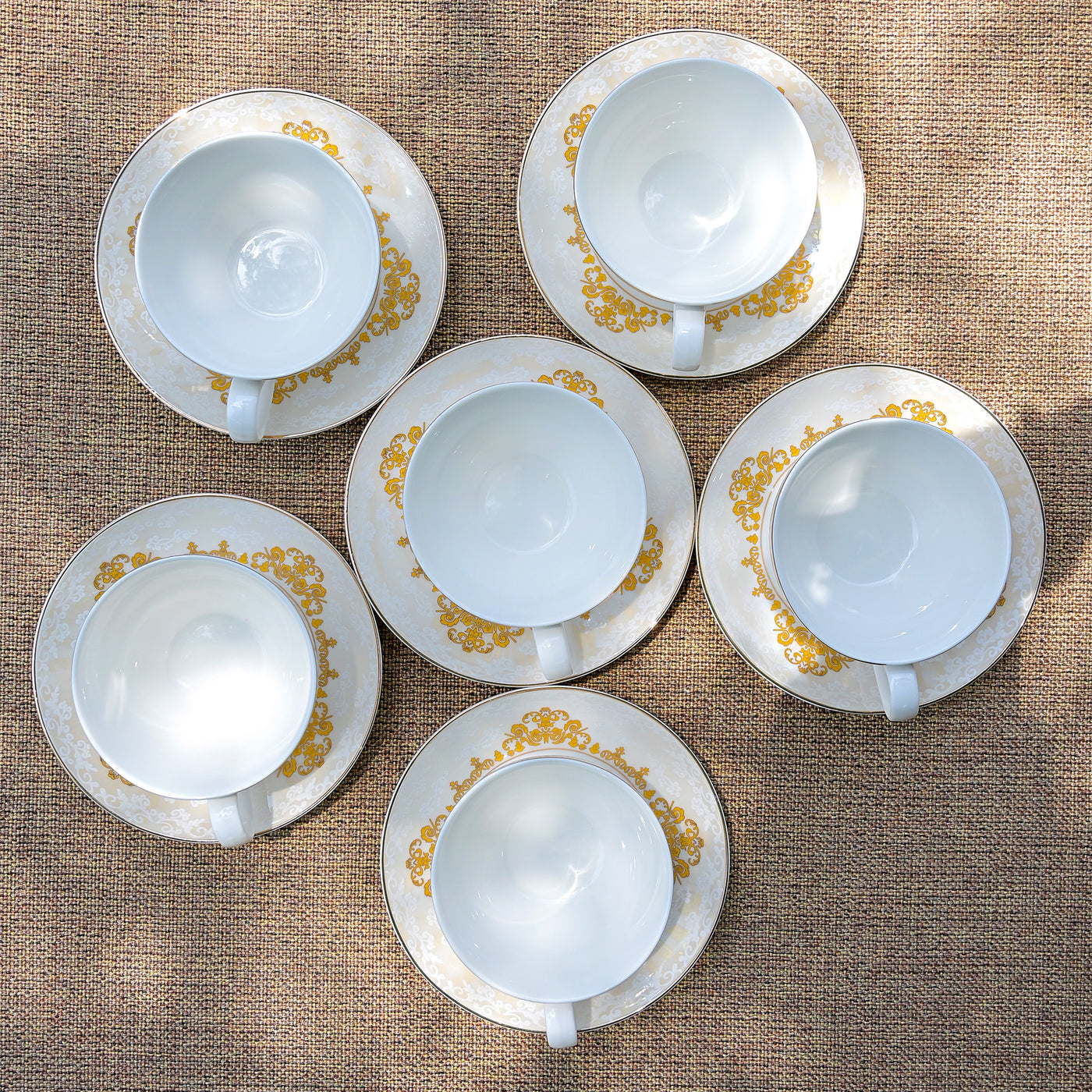 Dinara: Vintage New Fine Bone China Cup Set (Set of 6)