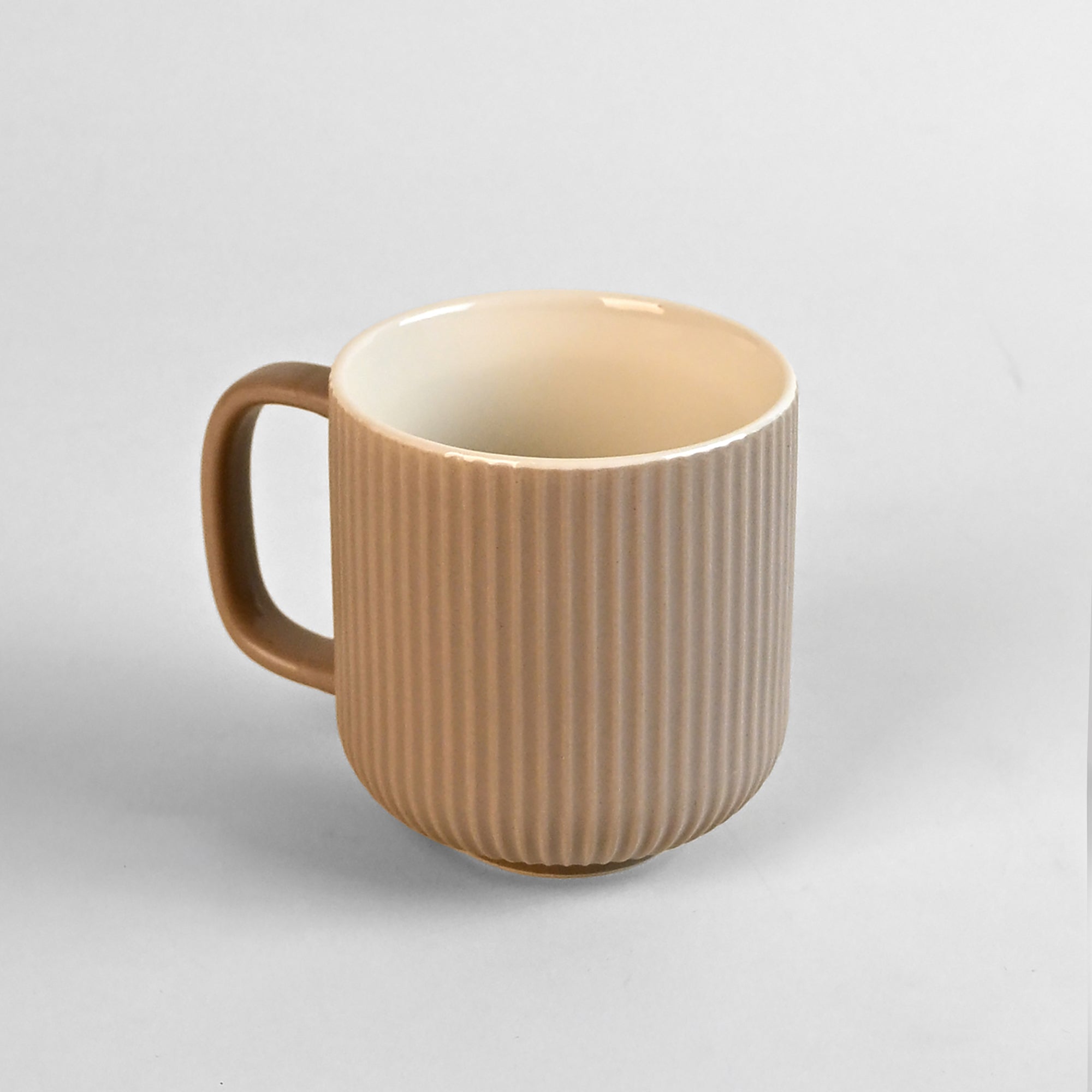 Earthy New Bone China mug set

