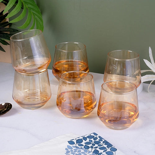 Sophisticated Scotch drinking glass for home bar

