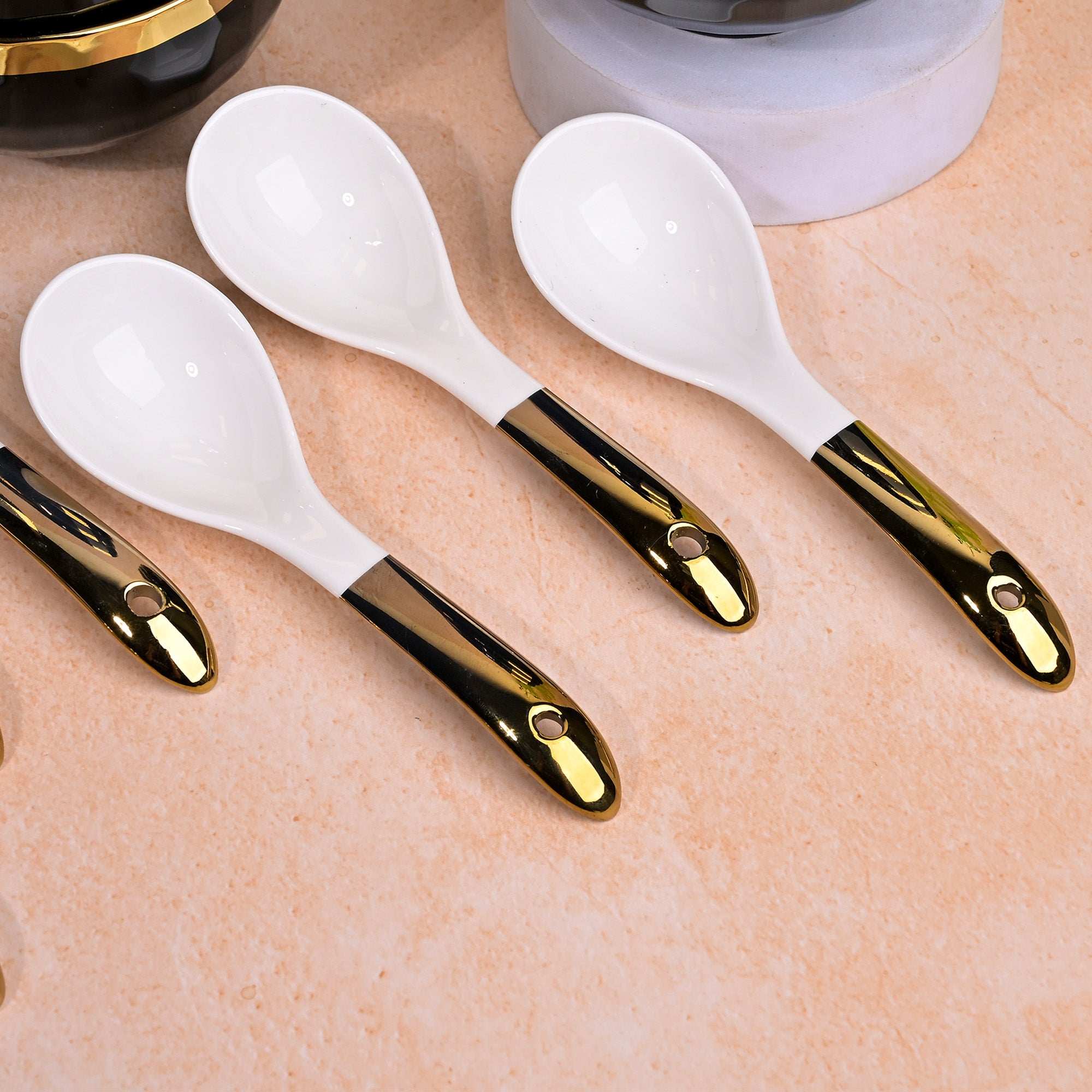Sophisticated grey porcelain bowls with gold trim

