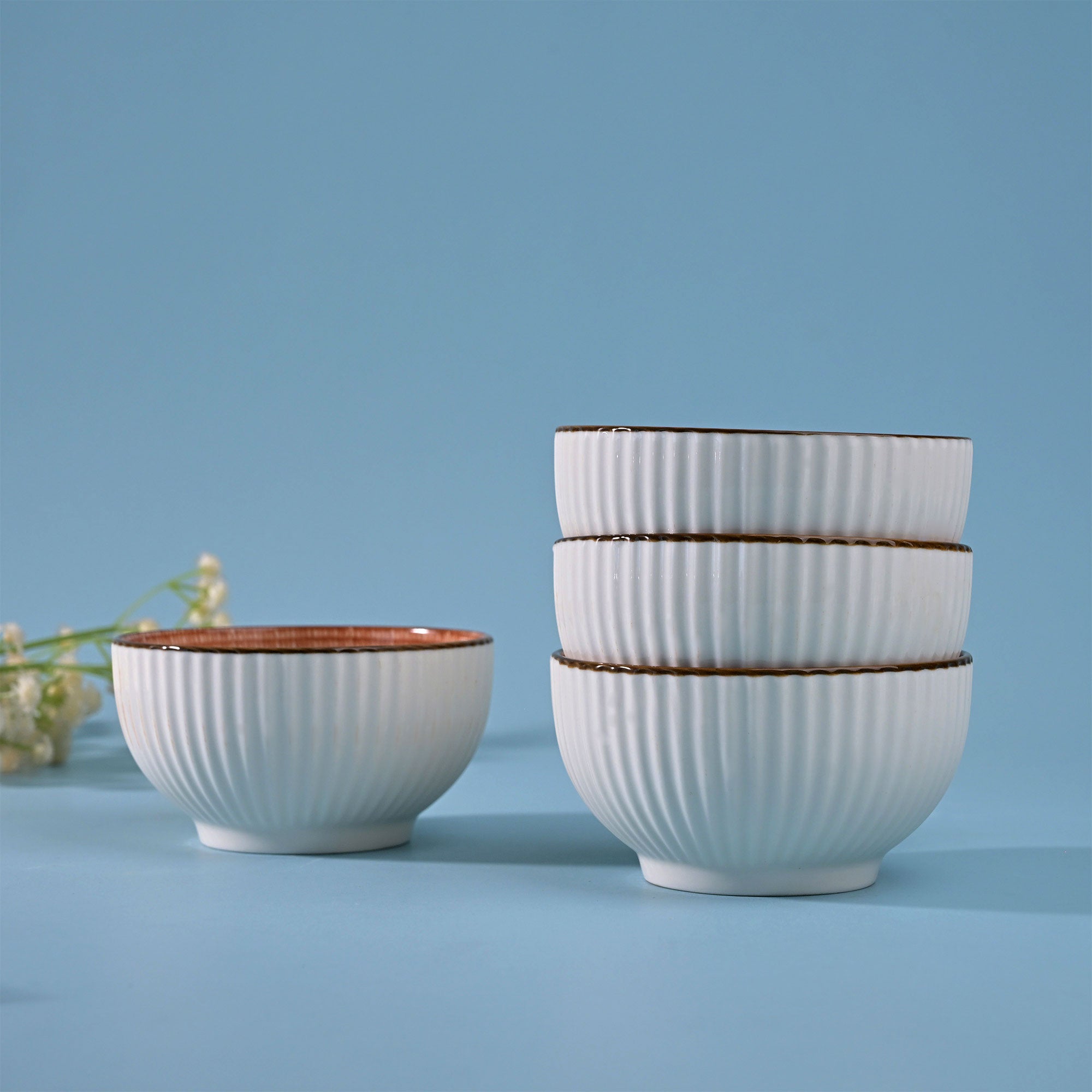 Elegant floral porcelain bowl set

